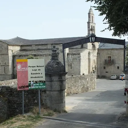 Centro De El Recreo * San Martín de Castañeda